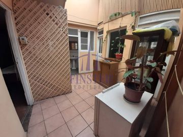 Casa con 7 dormitorios en Cerro Playa Ancha–Valparaíso