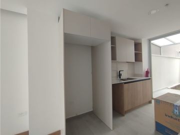 Monteserrín, Suite en Venta, 90m2, 1 Habitación