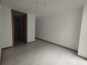 Monteserrín, Suite en Venta, 90m2, 1 Habitación