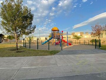 Casa en venta en Juriquilla Santa Fe, Valle, Queretaro