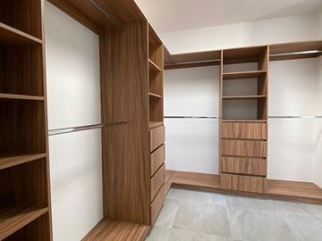 Casa en venta en Juriquilla Santa Fe, Valle, Queretaro