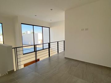Casa en venta en Juriquilla Santa Fe, Valle, Queretaro