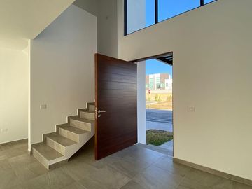 Casa en venta en Juriquilla Santa Fe, Valle, Queretaro