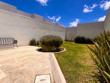 Casa en Venta en Privada en Juriquilla, Querétaro