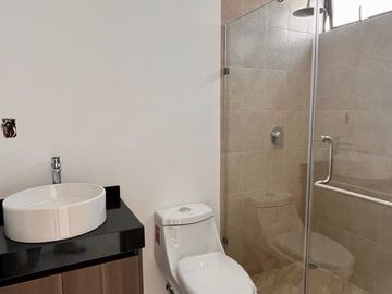 Casa en Venta en Privada en Juriquilla, Querétaro