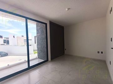 Casa en Venta en Privada en Juriquilla, Querétaro