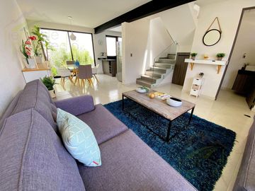 Casa en Venta en Privada en Juriquilla, Querétaro