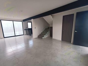 Casa en Venta en Privada en Juriquilla, Querétaro