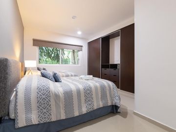 DEPARTAMENTO EN VENTA EN PLAYA DEL CARMEN 3 REC. CON GRANDES ESPACIOS