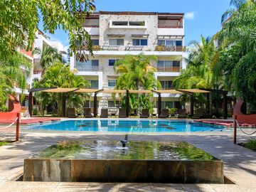 DEPARTAMENTO EN VENTA EN PLAYA DEL CARMEN 3 REC. CON GRANDES ESPACIOS