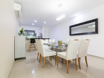DEPARTAMENTO EN VENTA EN PLAYA DEL CARMEN 3 REC. CON GRANDES ESPACIOS