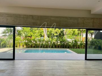 Casa En Venta En Lagos Del Sol, Cancun