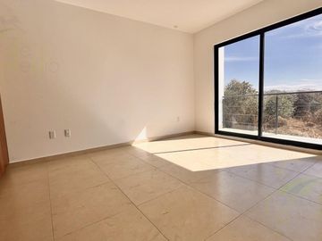 Casa con Recámara en PB y Roof Garden en Juriquilla