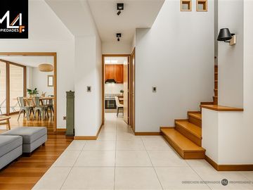 Casa en Venta en Carlos Silva Vildósola / Padre Hurtado
