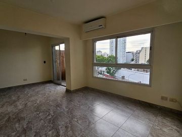 Departamento 2 amb. con pileta en Villa del Parque