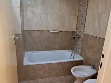 Departamento 2 amb. con pileta en Villa del Parque