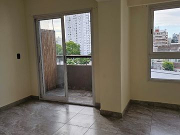Departamento 2 amb. con pileta en Villa del Parque