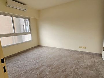 Departamento 2 amb. con pileta en Villa del Parque