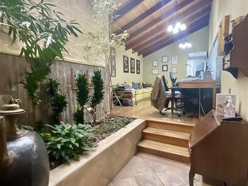 Casa en Venta en Camino De La Posada / Fernandez Mira