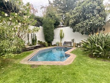 Casa en Venta en Camino De La Posada / Fernandez Mira