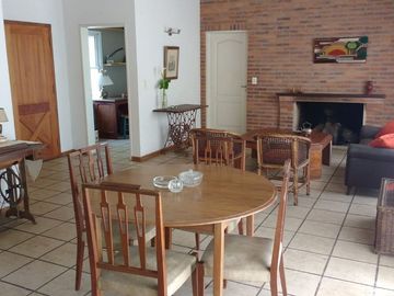 VENTA Casa 5 ambientes c/pileta en Los Cardales