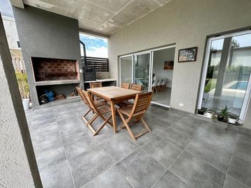 Venta exclusiva casa de campo en Domselaar Chico
