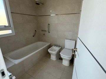 CASA HOUSING CERRADO VILLA BELGRANO 4 DORMITORIOS