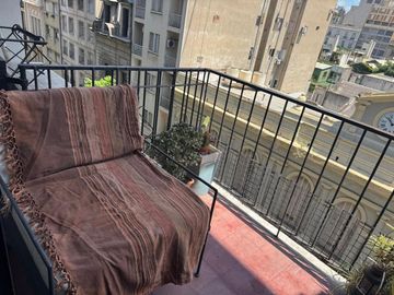 DEPARTAMENTO EN VENTA EN RECOLETA 4 AMBIENTES