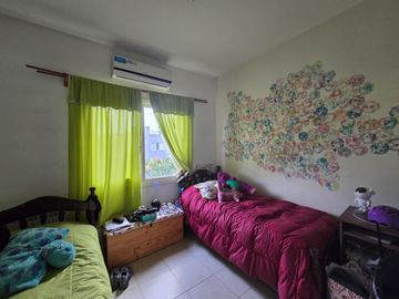 VENTA DE CASA EN Malvinas Argentinas