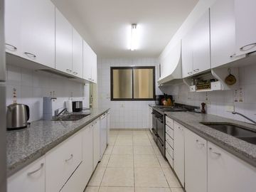 DEPARTAMENTO 5 AMBIENTES EN VENTA PALERMO COCHERA