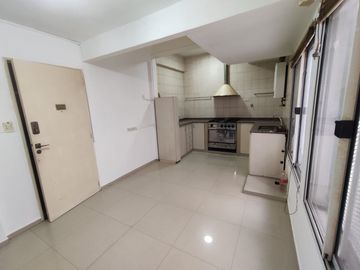 PH en Villa Crespo. Terraza propia 170 m2 totales