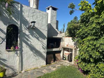 VENTA CASA 4 AMBIENTES SAN A DE PADUA, MERLO