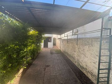 VENTA CASA 4 AMBIENTES SAN A DE PADUA, MERLO