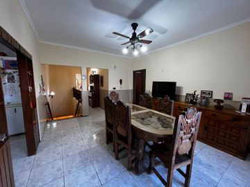 VENTA CASA c/COMERCIO BANFIELD ESTE APTO CREDITO