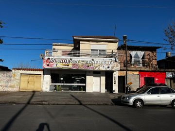 VENTA CASA c/COMERCIO BANFIELD ESTE APTO CREDITO