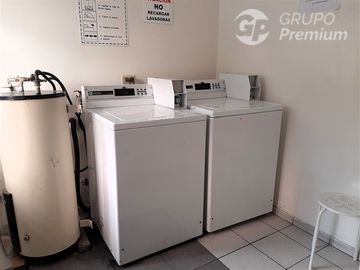 Departamento en Venta en Cerca de metro Santa Lucía y metro Universidad Católica