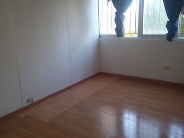 VENTA DEPARTAMENTO 2HAB 1BA CERRO NAVIA