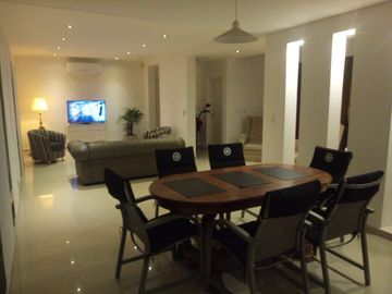 VENTA Casa en San Isidro Labrador al GOLF