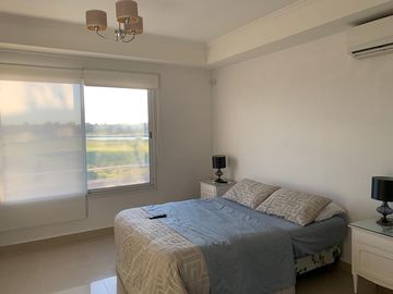 VENTA Casa en San Isidro Labrador al GOLF