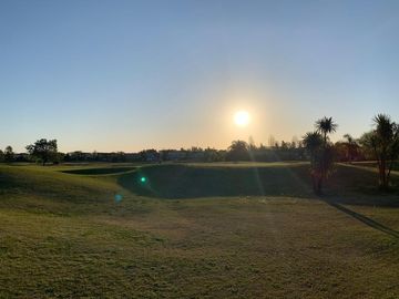 VENTA Casa en San Isidro Labrador al GOLF