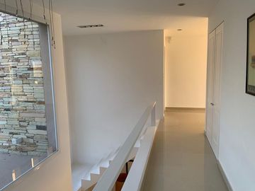 VENTA Casa en San Isidro Labrador al GOLF