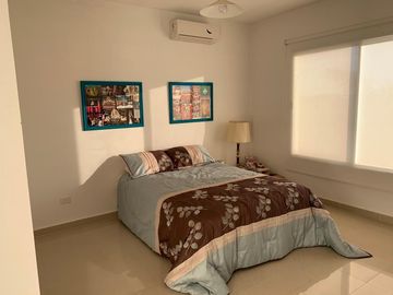 VENTA Casa en San Isidro Labrador al GOLF