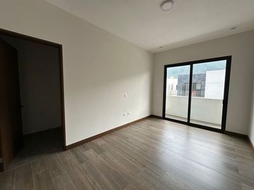 CASA EN VENTA EN LAS ESMERALDAS LOS CRISTALES CARRETERA NACIONAL