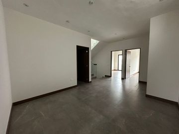 CASA EN VENTA EN LAS ESMERALDAS LOS CRISTALES CARRETERA NACIONAL