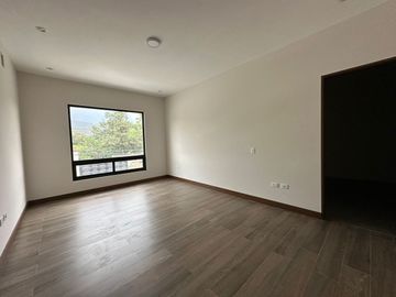 CASA EN VENTA EN LAS ESMERALDAS LOS CRISTALES CARRETERA NACIONAL