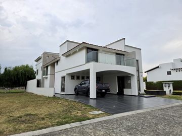 Residencia en Venta en el Mesón Calimaya