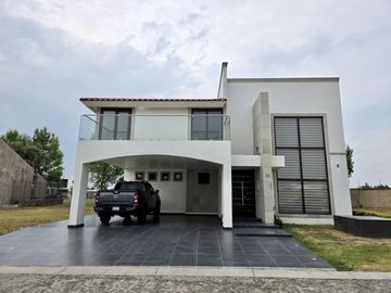 Residencia en Venta en el Mesón Calimaya