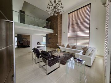 Residencia en Venta en el Mesón Calimaya