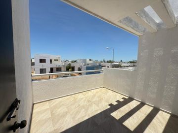 CASA EN MERIDA UBICADA EN LAS AMERICAS