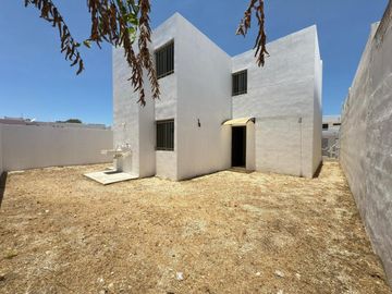 CASA EN MERIDA UBICADA EN LAS AMERICAS